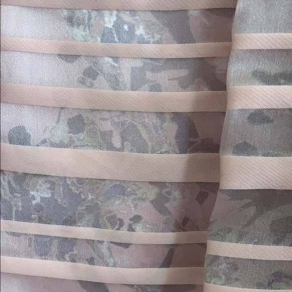 Dress - Picture 3 of 5